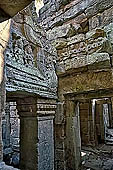 Preah Khan - bas-reliefs of the inner temple